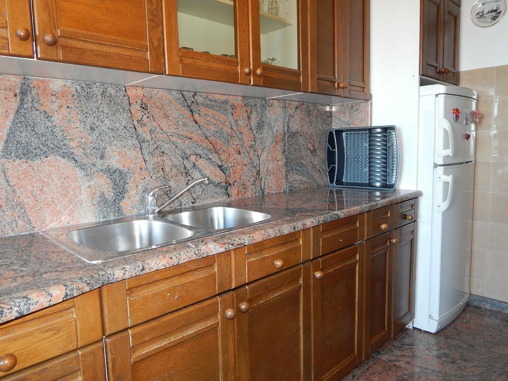 Guesthouse Kamen Kuca Podstrana Zewnętrze zdjęcie