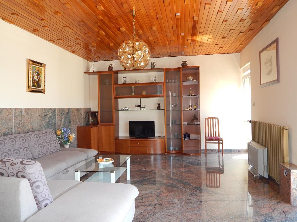 Guesthouse Kamen Kuca Podstrana Zewnętrze zdjęcie