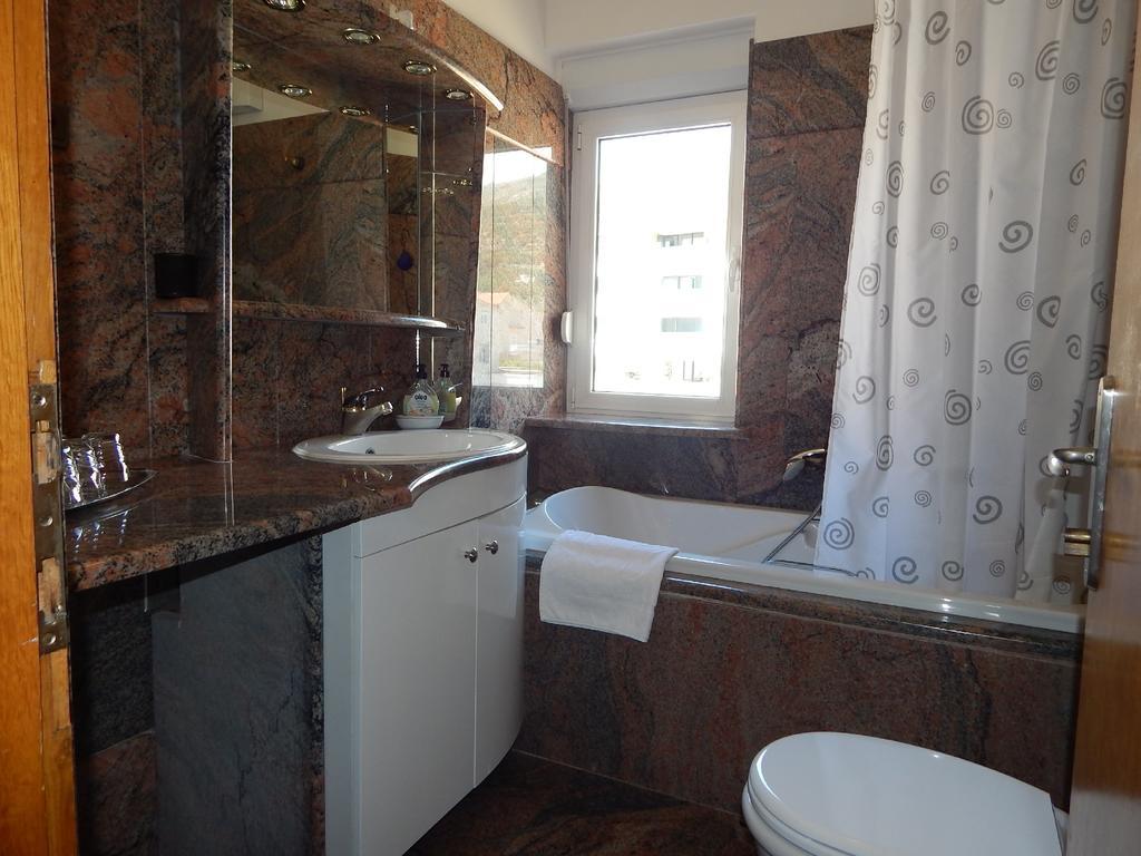 Guesthouse Kamen Kuca Podstrana Zewnętrze zdjęcie