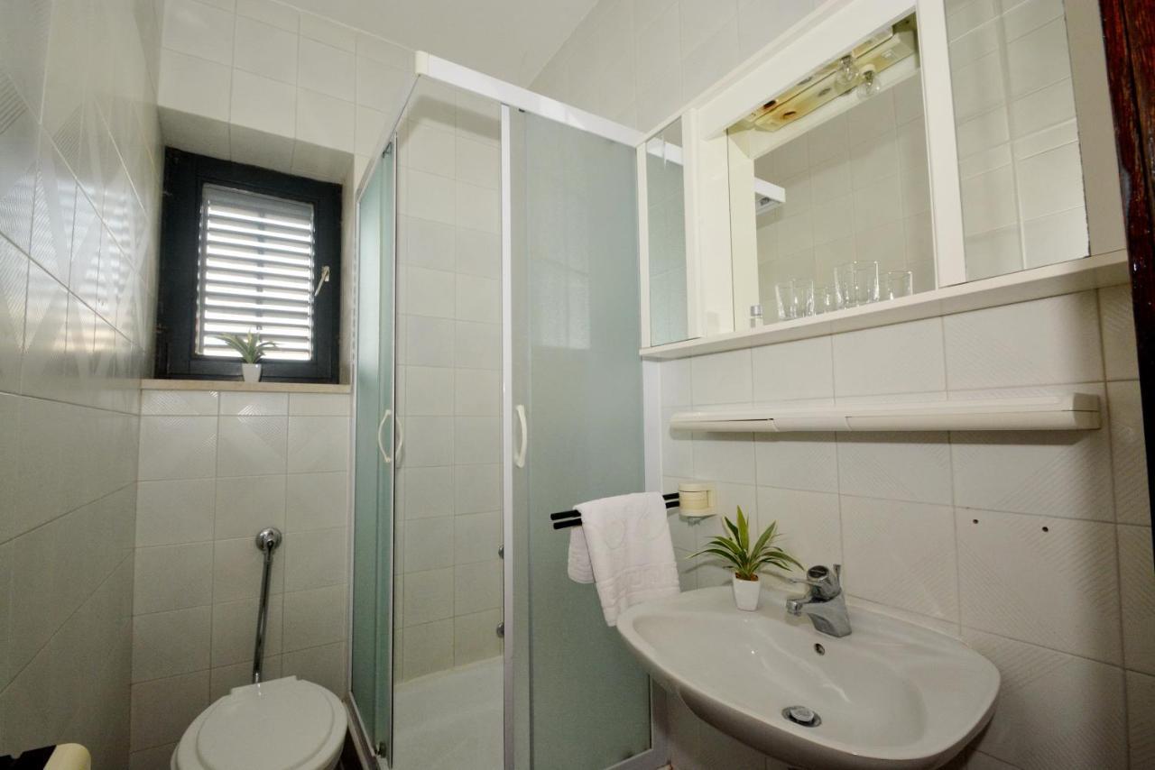 Guesthouse Kamen Kuca Podstrana Zewnętrze zdjęcie