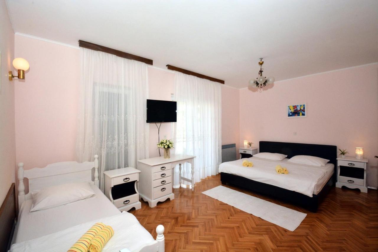 Guesthouse Kamen Kuca Podstrana Zewnętrze zdjęcie