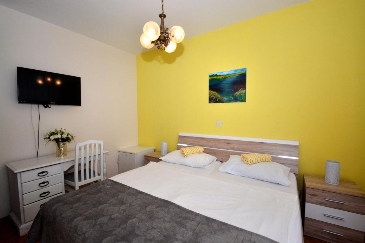 Guesthouse Kamen Kuca Podstrana Zewnętrze zdjęcie
