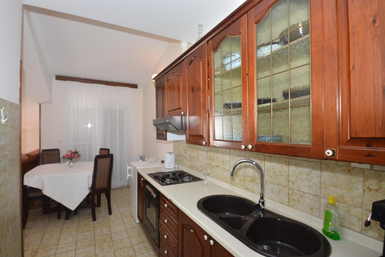 Guesthouse Kamen Kuca Podstrana Zewnętrze zdjęcie