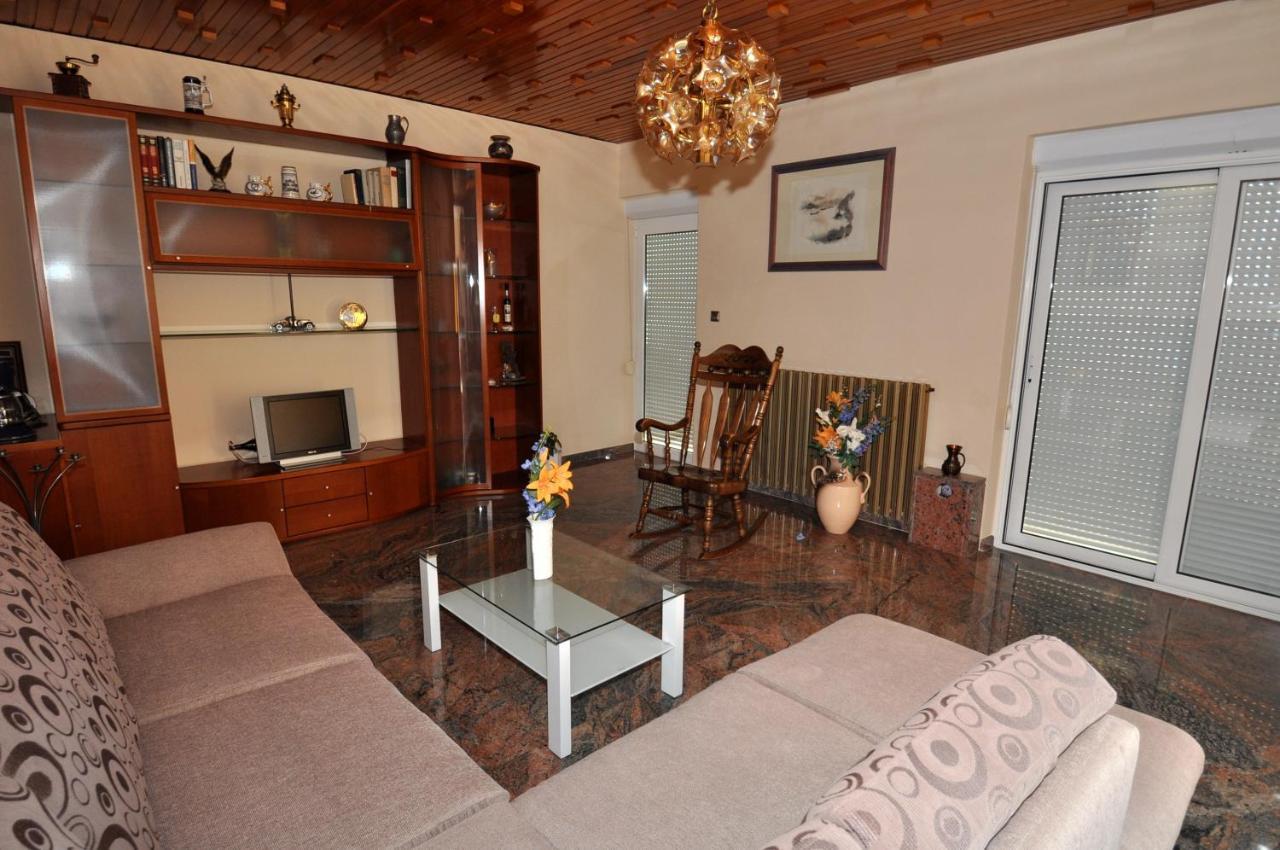 Guesthouse Kamen Kuca Podstrana Zewnętrze zdjęcie